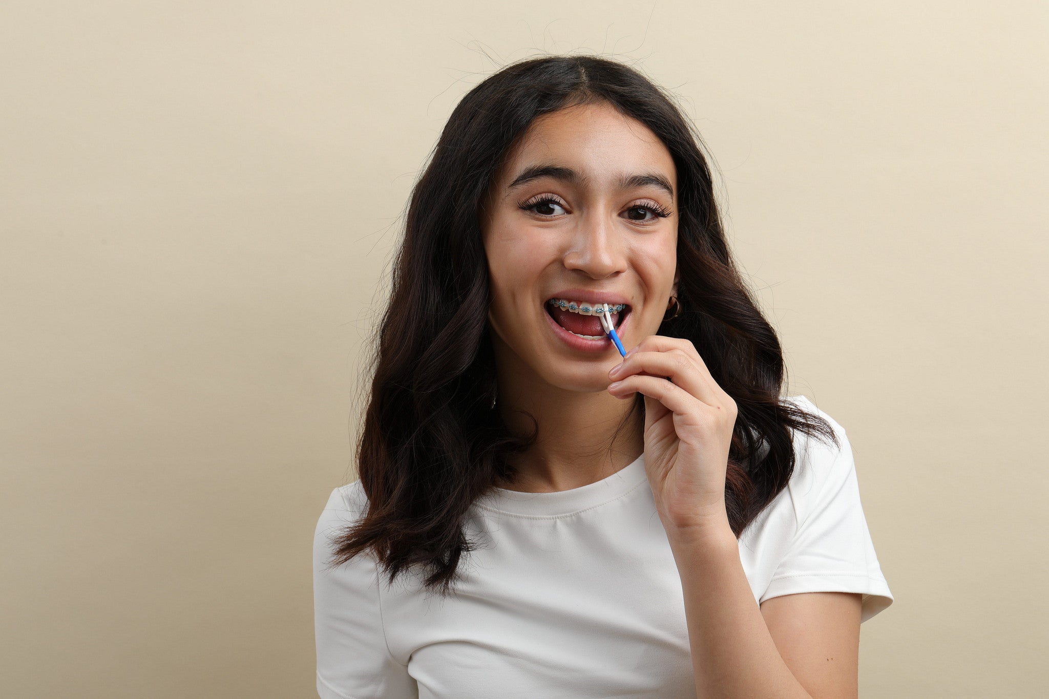 Braces Flossing 101: How to Floss Teeth with Braces the Easy Way - Dentemp
